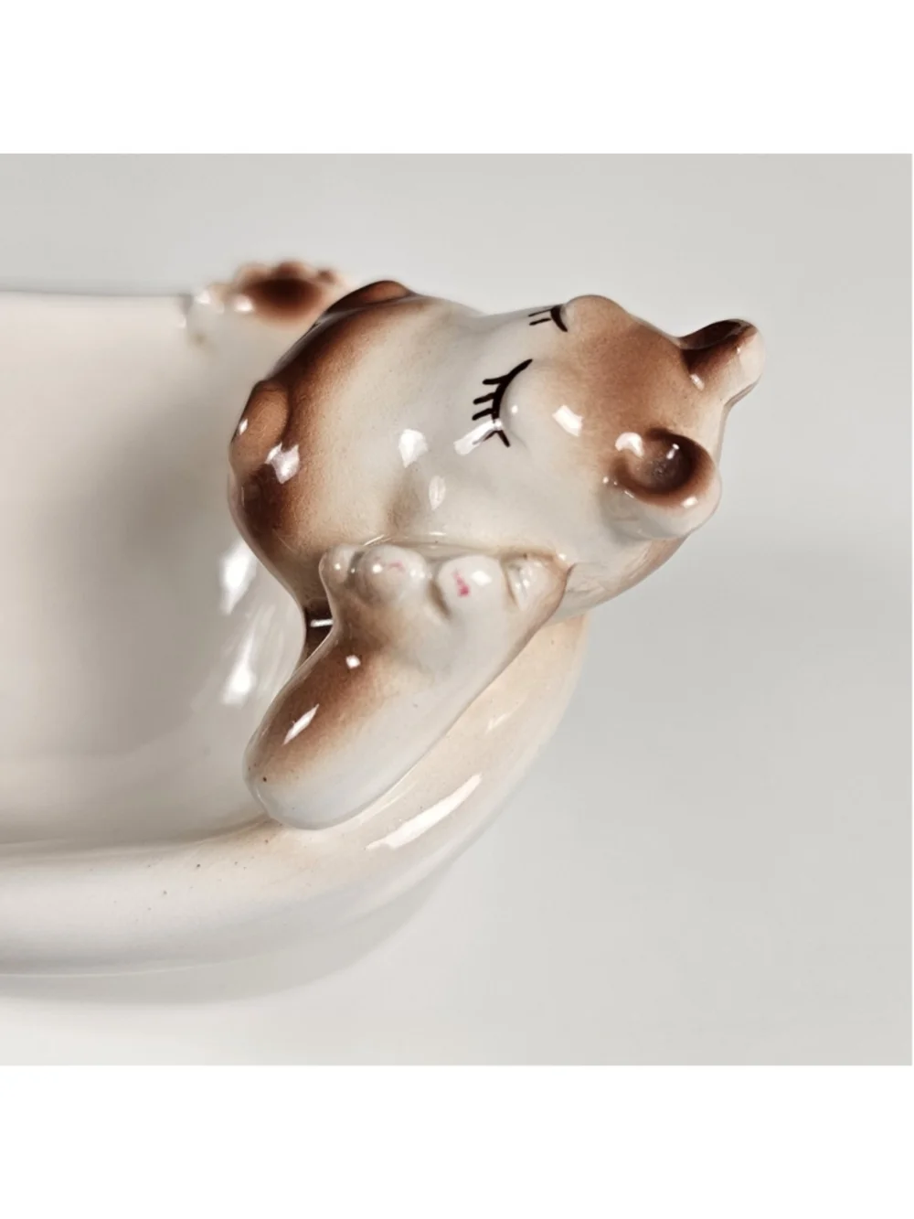 Vintage 1976 Seymour Mann Ceramic Hippo in Bathtub Soap Dish Sponge Holder